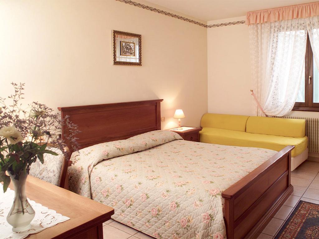 Lataria Dei Magredi Villa Vivaro Kamer foto