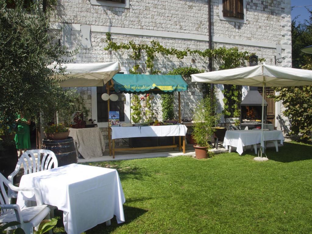 Lataria Dei Magredi Villa Vivaro Buitenkant foto